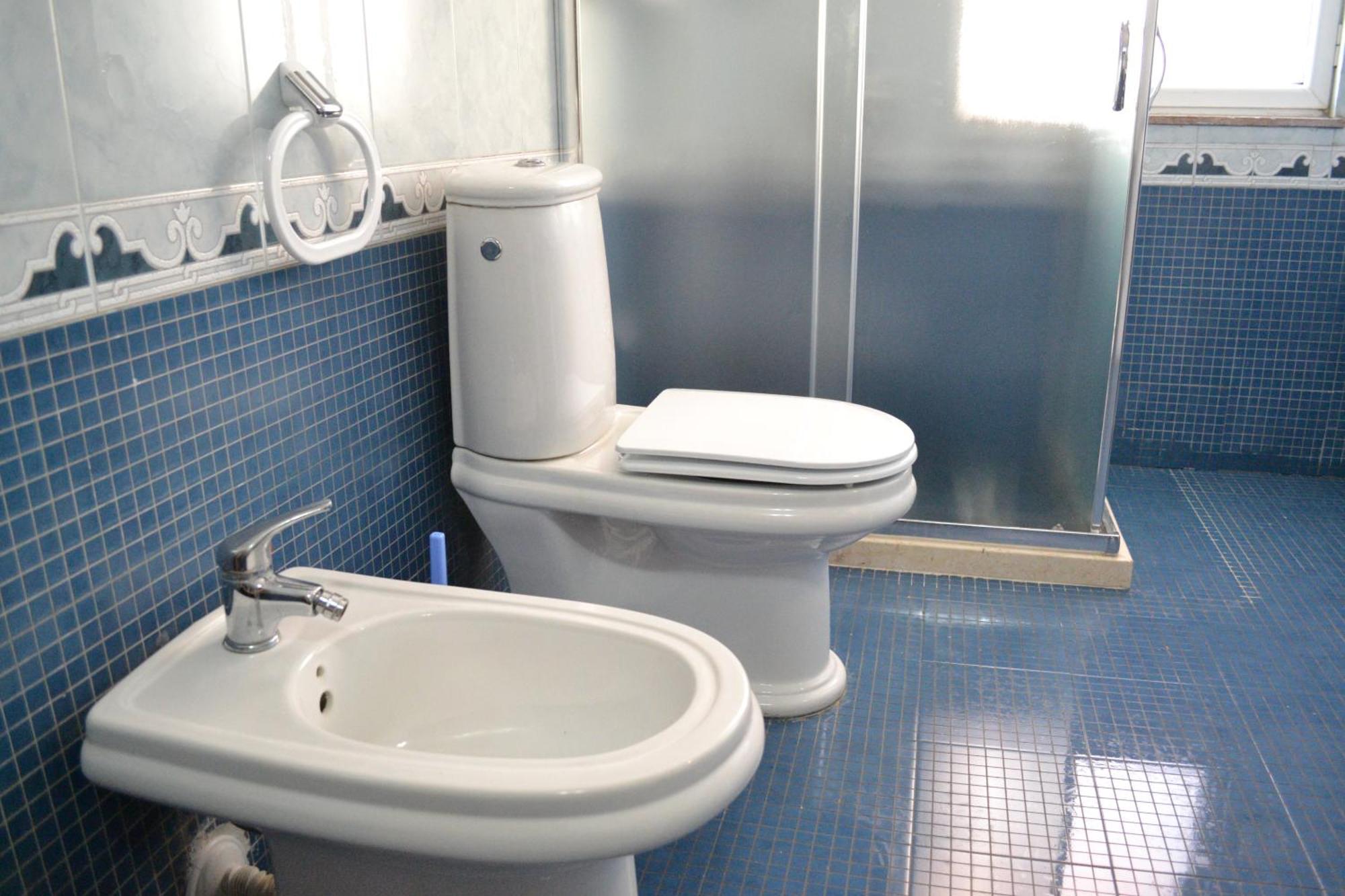 Central 5 Bedrooms Apartment Partial Seaview Vlorë Exteriör bild